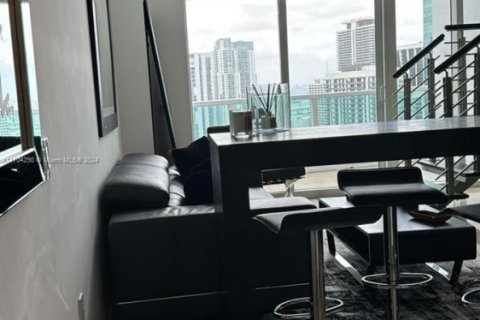 Condo in Miami, Florida, 1 bedroom  № 1457109 - photo 19