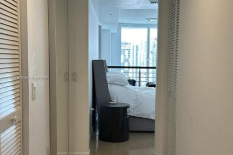 Condo in Miami, Florida, 1 bedroom  № 1457109 - photo 29