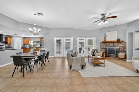 Villa ou maison à vendre à Hudson, Floride: 5 chambres, 286.51 m2 № 1914722 - photo 8