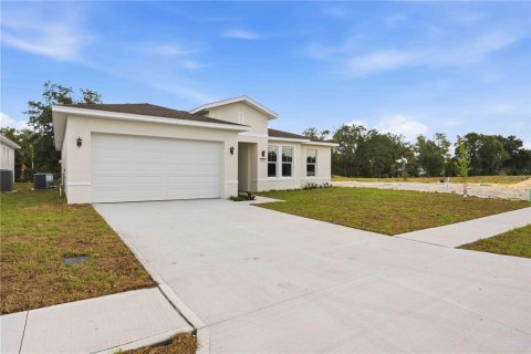 Villa ou maison à Winter Haven, Floride 4 chambres, 188.78 m2 № 2093469