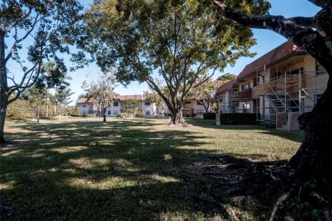 Купить кондоминиум в Санрайз, Флорида 2 спальни, 74.32м2, № 2038793 - фото 21