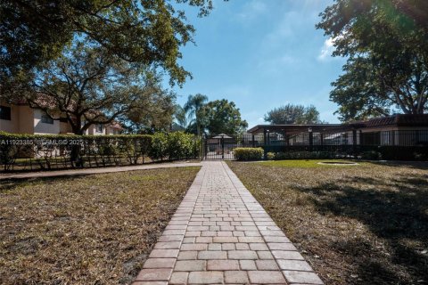 Купить кондоминиум в Санрайз, Флорида 2 спальни, 74.32м2, № 2038793 - фото 24