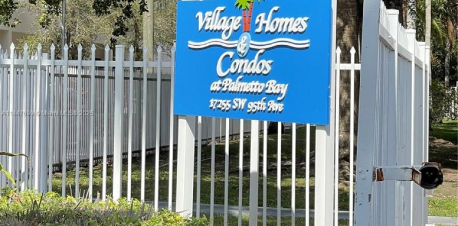 Condo à Palmetto Bay, Floride, 1 chambre  № 1936015