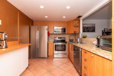 Condo in Miami Beach, Florida, 1 bedroom  № 2030905