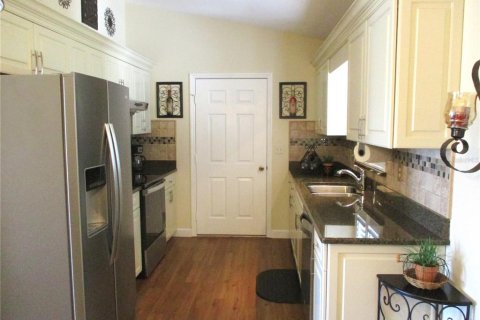 House in Dunnellon, Florida 2 bedrooms, 107.58 sq.m. № 1853000 - photo 3