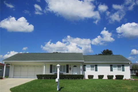 House in Dunnellon, Florida 2 bedrooms, 107.58 sq.m. № 1853000 - photo 1
