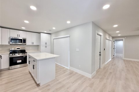Adosado en venta en North Lauderdale, Florida, 3 dormitorios, 135.64 m2 № 1945941 - foto 6