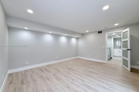 Adosado en venta en North Lauderdale, Florida, 3 dormitorios, 135.64 m2 № 1945941 - foto 18
