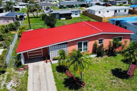 Casa en venta en Port Charlotte, Florida, 2 dormitorios, 108.88 m2 № 1513159 - foto 7