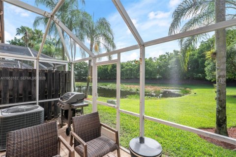 Купить таунхаус в Уэстон, Флорида 2 спальни, 105.07м2, № 2008939 - фото 20