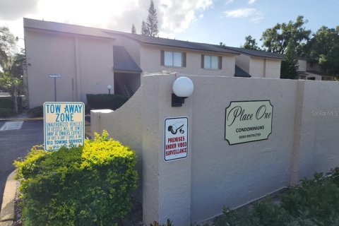 Condo in Tampa, Florida, 2 bedrooms № 2225161
