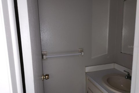 Copropriété à louer à Tampa, Floride: 2 chambres, 99.78 m2 № 2225161 - photo 6