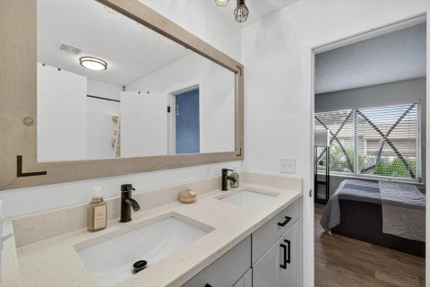 Touwnhouse à vendre à Saint Petersburg, Floride: 2 chambres, 111.02 m2 № 1913787 - photo 21
