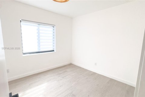 Casa en venta en North Miami Beach, Florida, 3 dormitorios, 105.91 m2 № 2038196 - foto 14