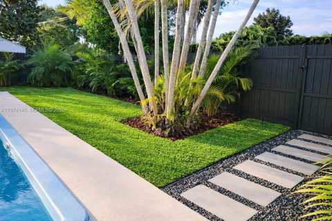 Casa en venta en North Miami Beach, Florida, 3 dormitorios, 105.91 m2 № 2038196 - foto 24