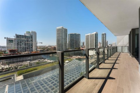 Купить кондоминиум в Майами, Флорида 3 спальни, 152.45м2, № 1708271 - фото 3