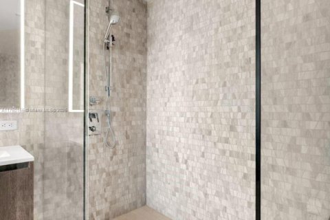 Купить кондоминиум в Майами, Флорида 3 спальни, 152.45м2, № 1708271 - фото 20
