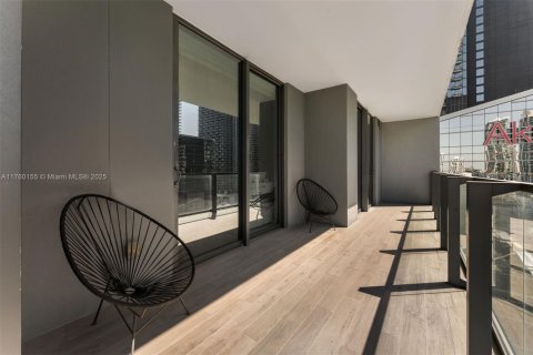 Купить кондоминиум в Майами, Флорида 3 спальни, 152.45м2, № 1708271 - фото 23