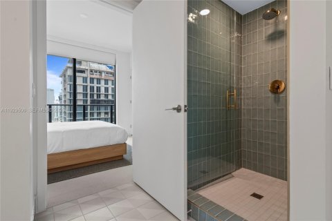 Condo in Miami, Florida, 2 bedrooms № 1988758 - photo 24