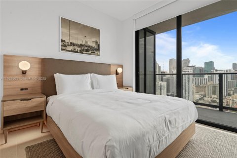 Condo in Miami, Florida, 2 bedrooms № 1988758 - photo 16