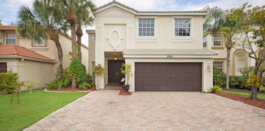 Villa ou maison à Wellington, Floride 5 chambres, 268.3 m2 № 2292032