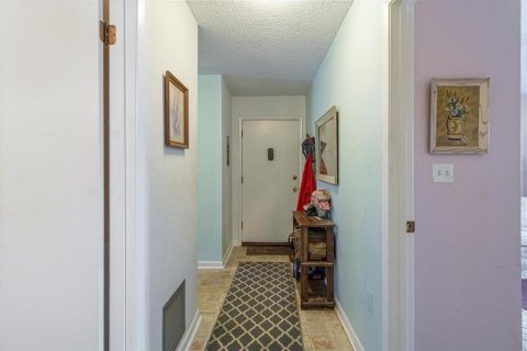 Condo in Inverness, Florida, 2 bedrooms  № 1560070 - photo 13