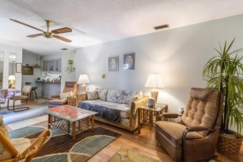 Condo in Inverness, Florida, 2 bedrooms  № 1560070 - photo 18