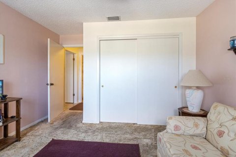 Condo in Inverness, Florida, 2 bedrooms  № 1560070 - photo 8