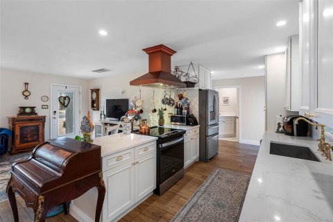 Casa en venta en Saint Pete Beach, Florida, 2 dormitorios, 102.19 m2 № 1821018 - foto 14