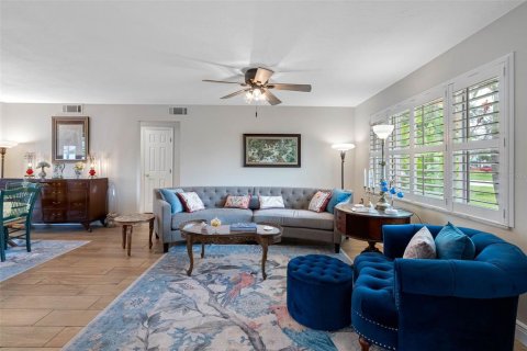 Casa en venta en Saint Pete Beach, Florida, 2 dormitorios, 102.19 m2 № 1821018 - foto 4