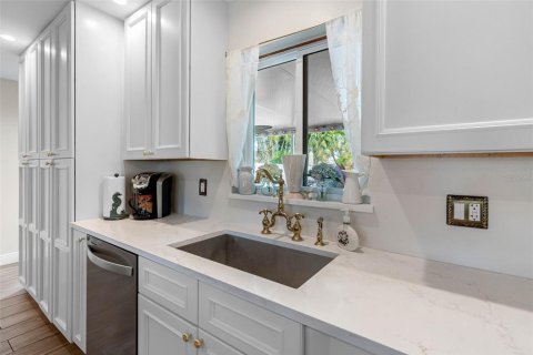 Casa en venta en Saint Pete Beach, Florida, 2 dormitorios, 102.19 m2 № 1821018 - foto 17