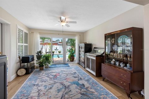 Casa en venta en Saint Pete Beach, Florida, 2 dormitorios, 102.19 m2 № 1821018 - foto 22