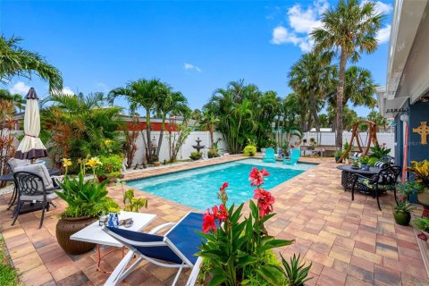 Casa en venta en Saint Pete Beach, Florida, 2 dormitorios, 102.19 m2 № 1821018 - foto 20