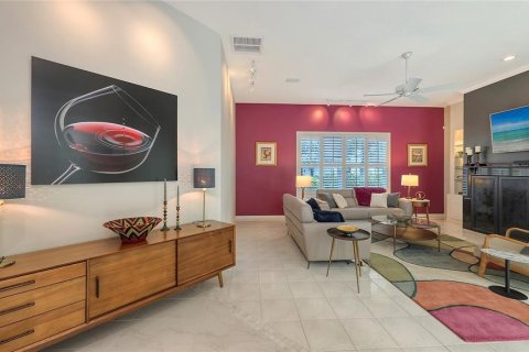 House in Sarasota, Florida 3 bedrooms, 245.08 sq.m. № 1547547 - photo 13