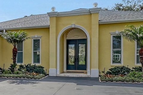 House in Sarasota, Florida 3 bedrooms, 245.08 sq.m. № 1547547 - photo 5