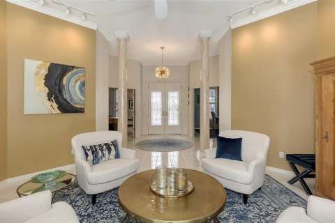 House in Sarasota, Florida 3 bedrooms, 245.08 sq.m. № 1547547 - photo 10