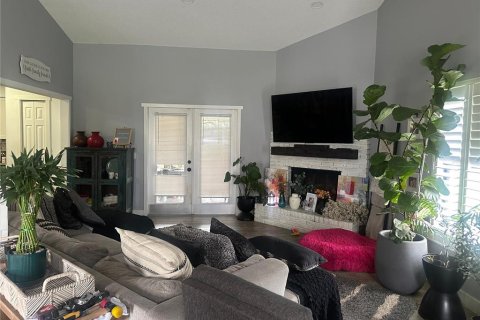 House in Orlando, Florida 4 bedrooms, 209.22 sq.m. № 2150478 - photo 7