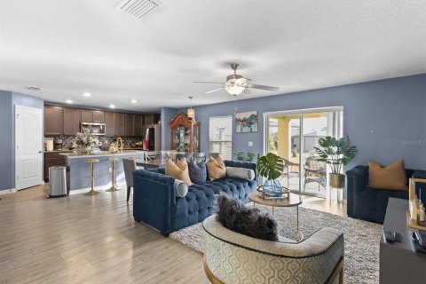 House in Brooksville, Florida 4 bedrooms, 170.1 sq.m. № 2223573 - photo 12
