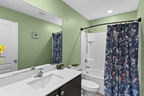 House in Brooksville, Florida 4 bedrooms, 170.1 sq.m. № 2223573 - photo 25
