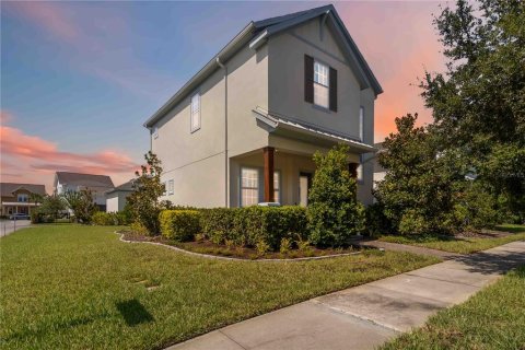 Casa en venta en Orlando, Florida, 4 dormitorios, 198.53 m2 № 1898942 - foto 1