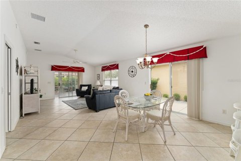 Casa en venta en The Villages, Florida, 2 dormitorios, 105.17 m2 № 1853577 - foto 8
