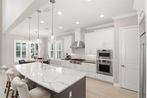 House in Lake Mary, Florida 4 bedrooms, 406.54 sq.m. № 2195842 - photo 16