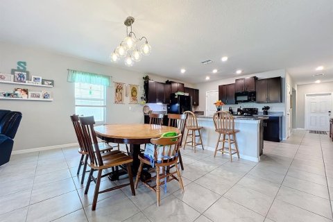 House in Riverview, Florida 5 bedrooms, 273.97 sq.m. № 1906876 - photo 22
