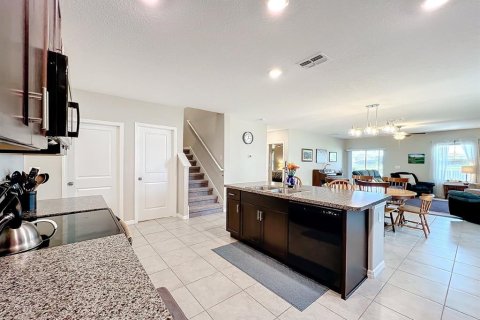 House in Riverview, Florida 5 bedrooms, 273.97 sq.m. № 1906876 - photo 16
