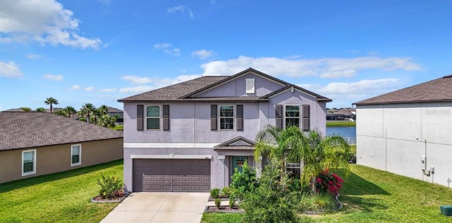 Casa en Riverview, Florida 5 dormitorios, 273.97 m2 № 1906876