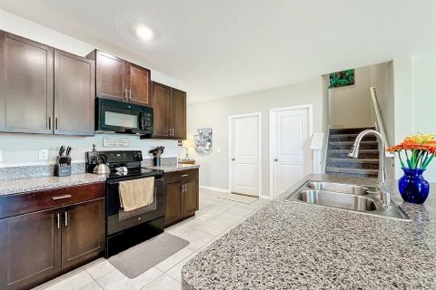 House in Riverview, Florida 5 bedrooms, 273.97 sq.m. № 1906876 - photo 18