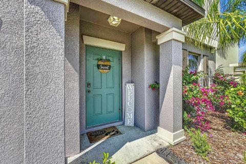 House in Riverview, Florida 5 bedrooms, 273.97 sq.m. № 1906876 - photo 6