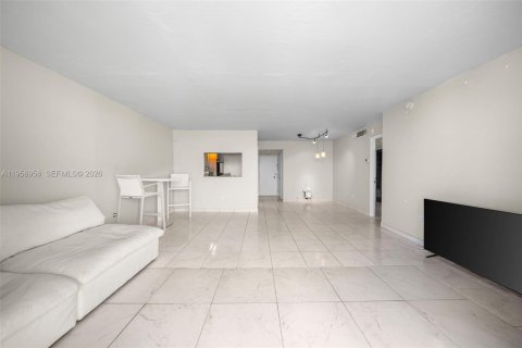 Copropriété à vendre à Miami Beach, Floride: 1 chambre, 84.17 m2 № 2011809 - photo 7