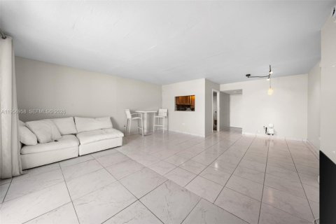 Copropriété à vendre à Miami Beach, Floride: 1 chambre, 84.17 m2 № 2011809 - photo 15