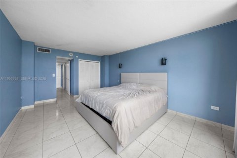 Copropriété à vendre à Miami Beach, Floride: 1 chambre, 84.17 m2 № 2011809 - photo 9